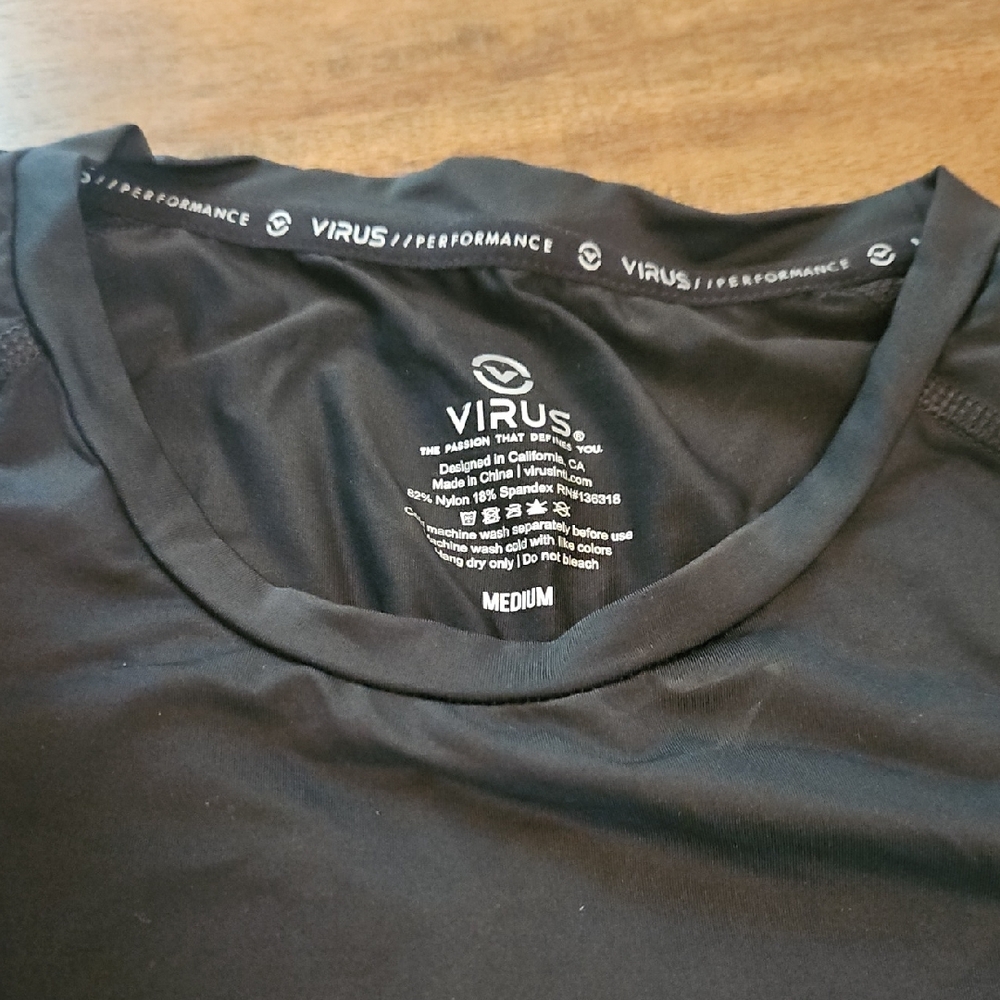 Black and Purple RashGuards - Picture 4 of 6